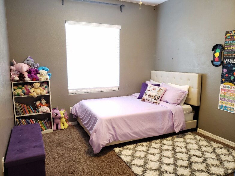 Building Photo - 2521 Pastis Ct