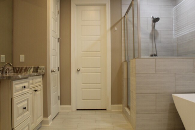 Building Photo - 148 Nugget Ln