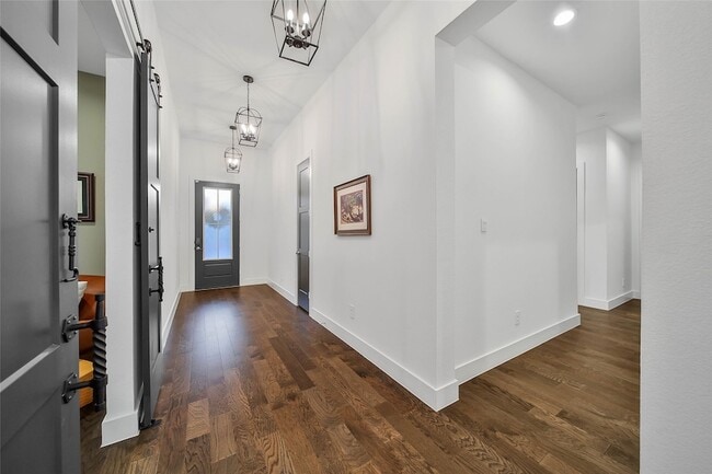 Building Photo - 1015 Oak Briar Ln