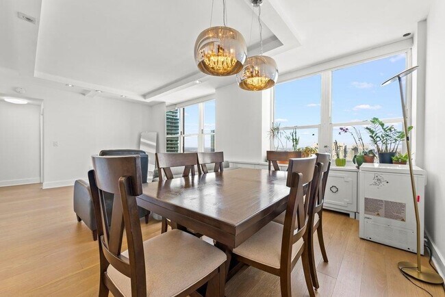 Building Photo - 88 Morgan St