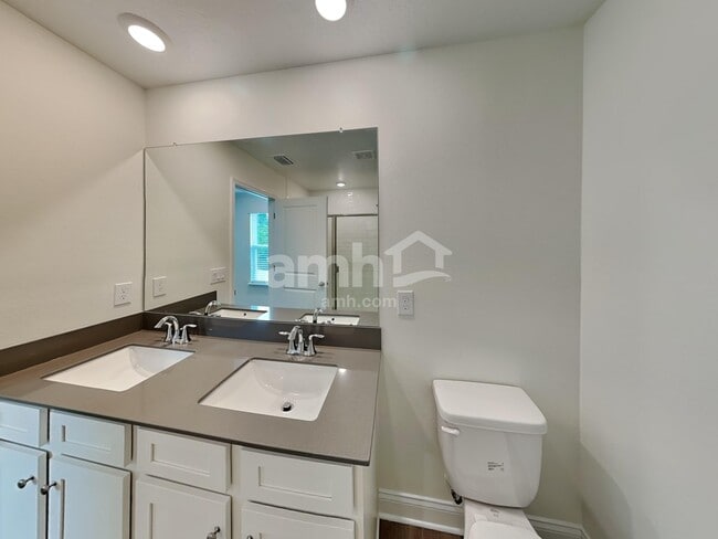 Building Photo - 1079 Grafton Ridge Dr