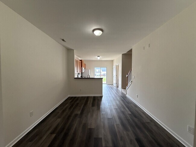 Building Photo - 2009 Twilight Ln