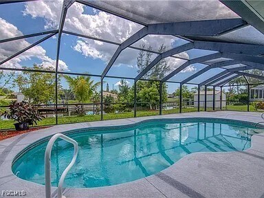 Building Photo - 322 SE 29th St