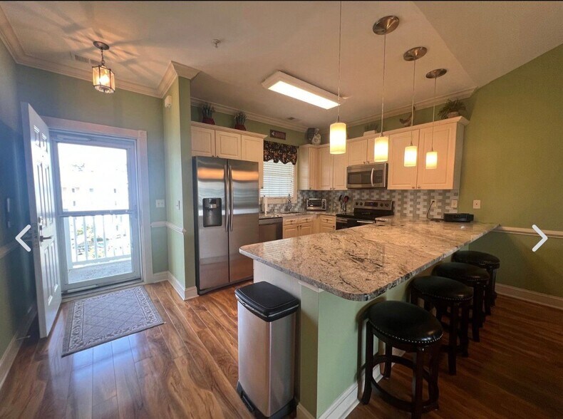 Building Photo - 4887 Luster Leaf Cir