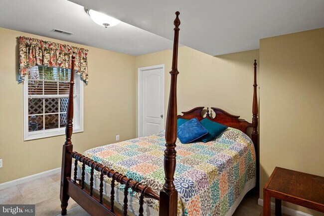 Building Photo - 3689 N Carolina Ave