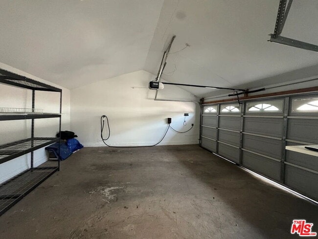 Building Photo - 2629 Meguiar Dr