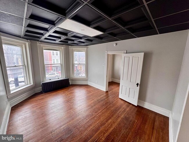 Building Photo - 110 W Main St