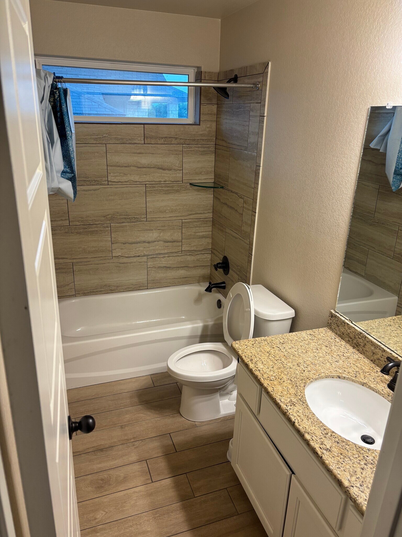 Building Photo - 6100 Aquilla Dr
