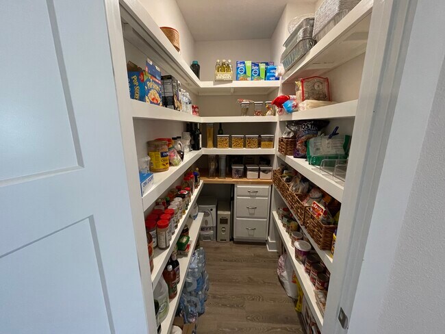 Building Photo - 3533 Sailfish Dr