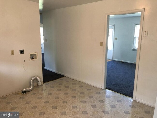 Building Photo - 121 Taft Ave