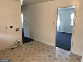 Building Photo - 121 Taft Ave