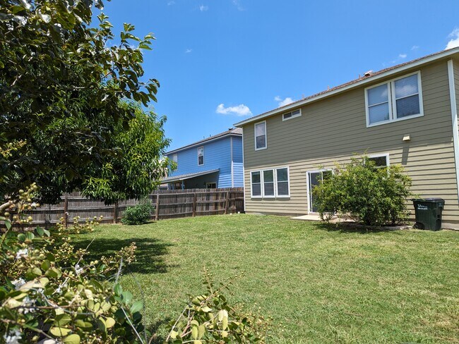 Back yard - 4717 Lake Champlain Ln