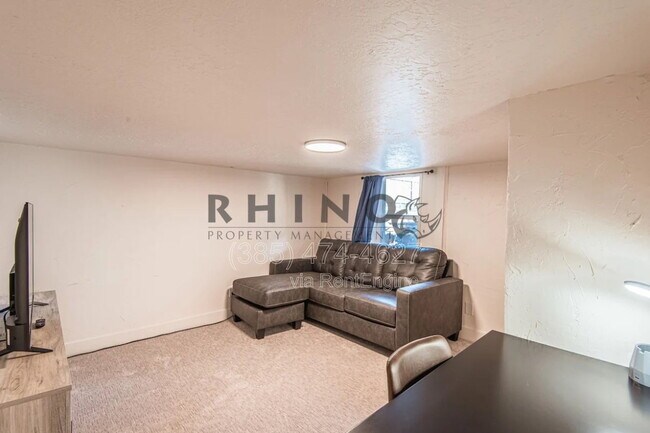 Building Photo - 343 E Coatsville Ave