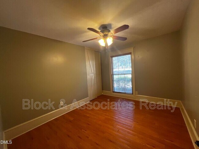 Building Photo - 6404 Buffaloe Rd