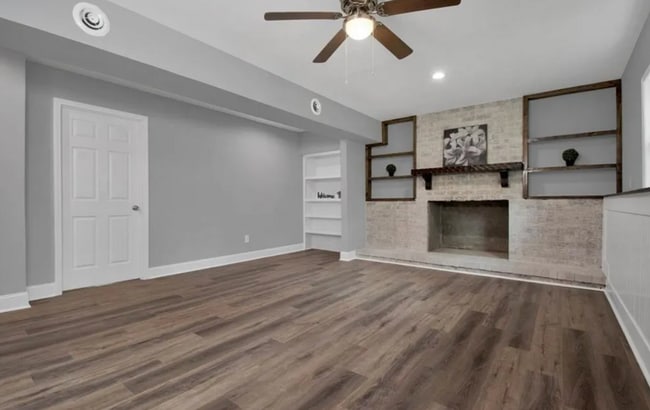 Building Photo - NEW LISTING!!!!!