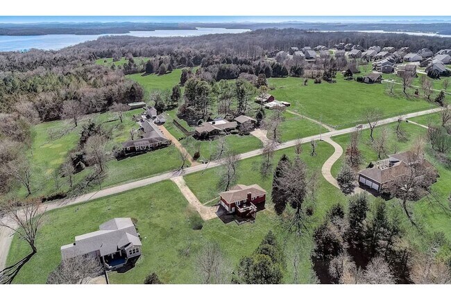 Building Photo - 1511 Stewarts Ferry Pike