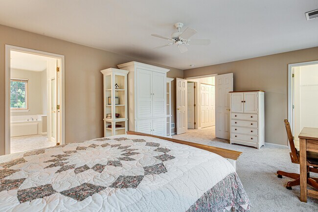 Building Photo - 1999 Trevino Terrace