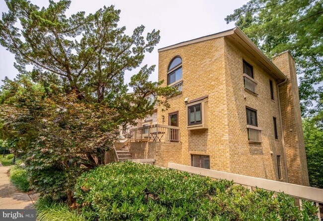 Building Photo - 11214 Beaver Trail Ct