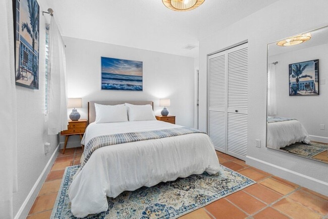 Building Photo - 1911 Parker Ave