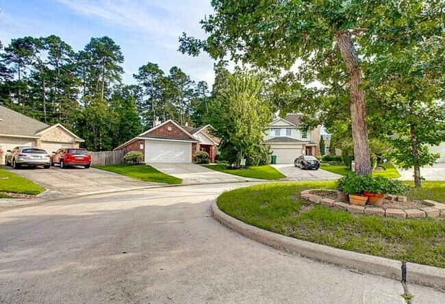 Building Photo - 3 Gilded Crest Ct
