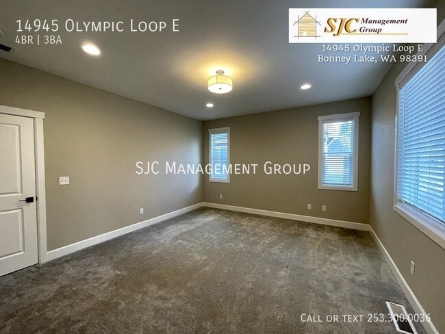 Building Photo - 14945 Olympic Lp E