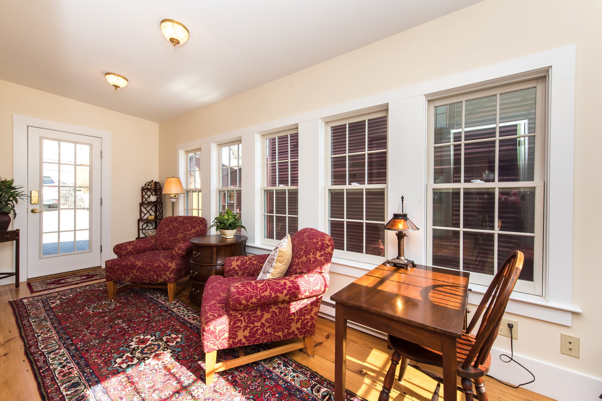 Building Photo - 69 Dennett St