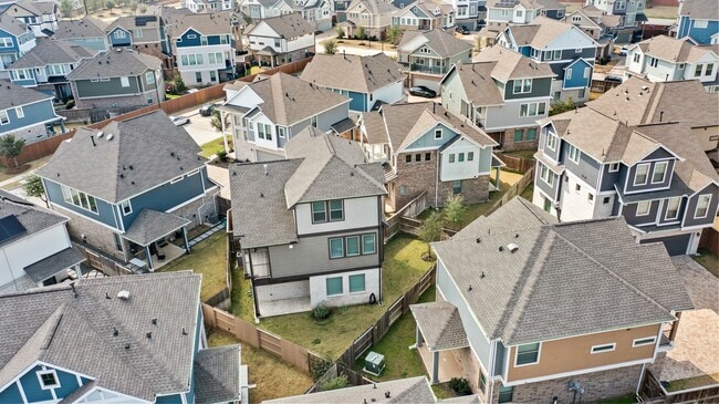 Building Photo - 23914 Sumac Blf Trl