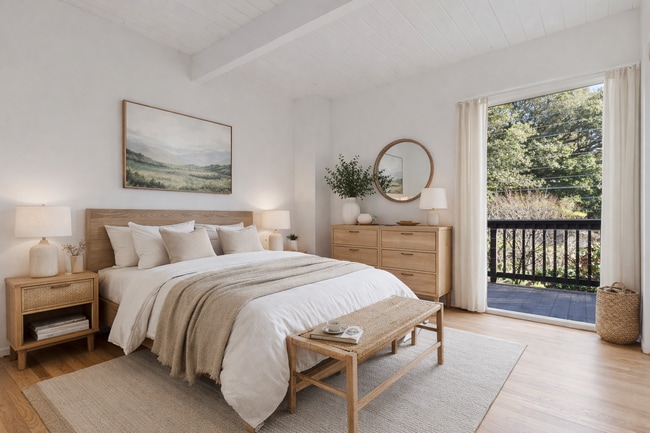 Building Photo - 16 Echo Ln