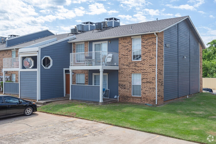 Building Photo - Kickingbird Hills