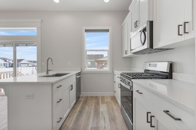 Building Photo - 3 Bed 2 Full Bath home