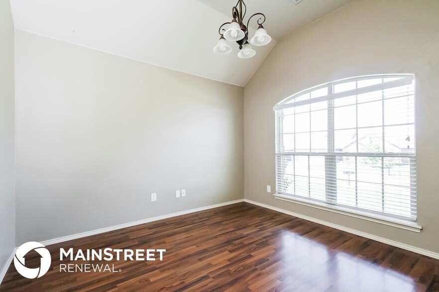 Building Photo - 4743 S 203rd E Ave