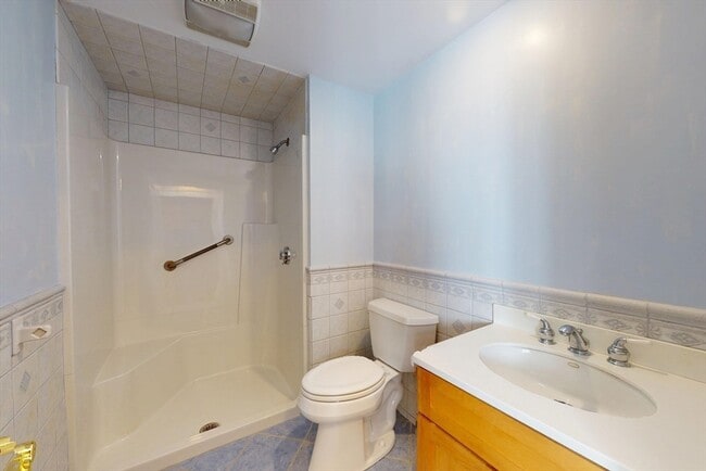 Building Photo - 18 Faneuil Rd