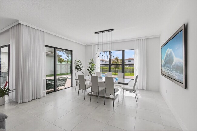 Building Photo - 17222 Blue Bayou Dr