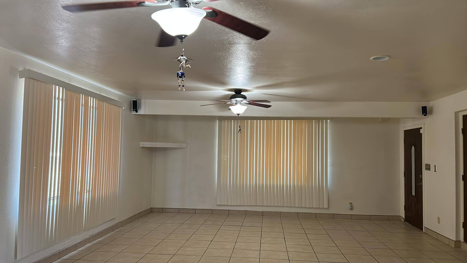 Building Photo - 1175 Avenida Gandara