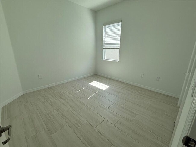 Building Photo - 5531 Lightning Whelk Ln