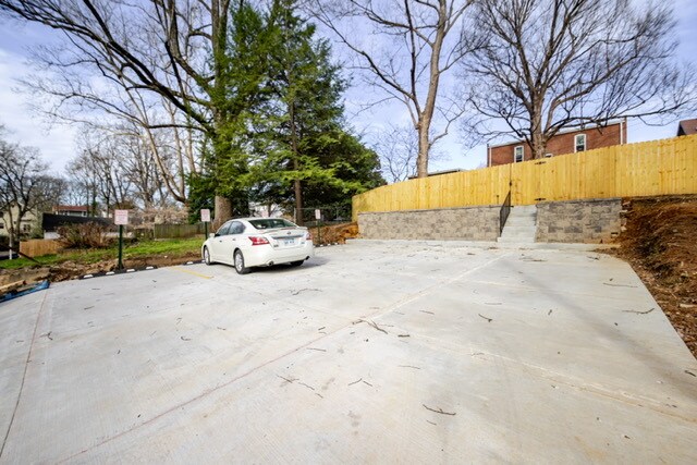 Building Photo - 2124 Maryland Ave