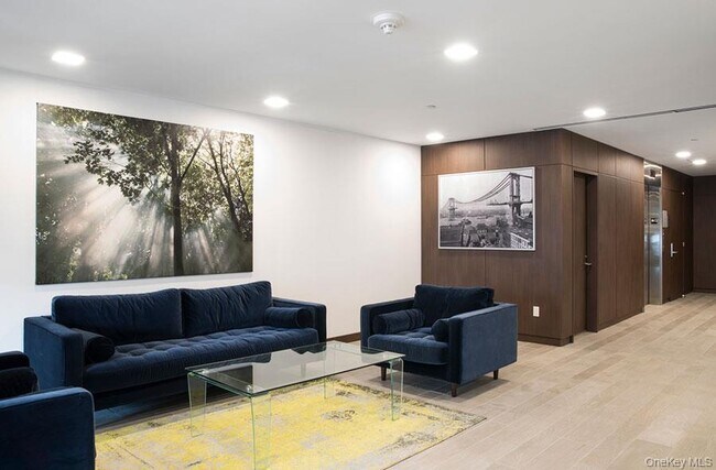 Building Photo - 21 Lumber Rd