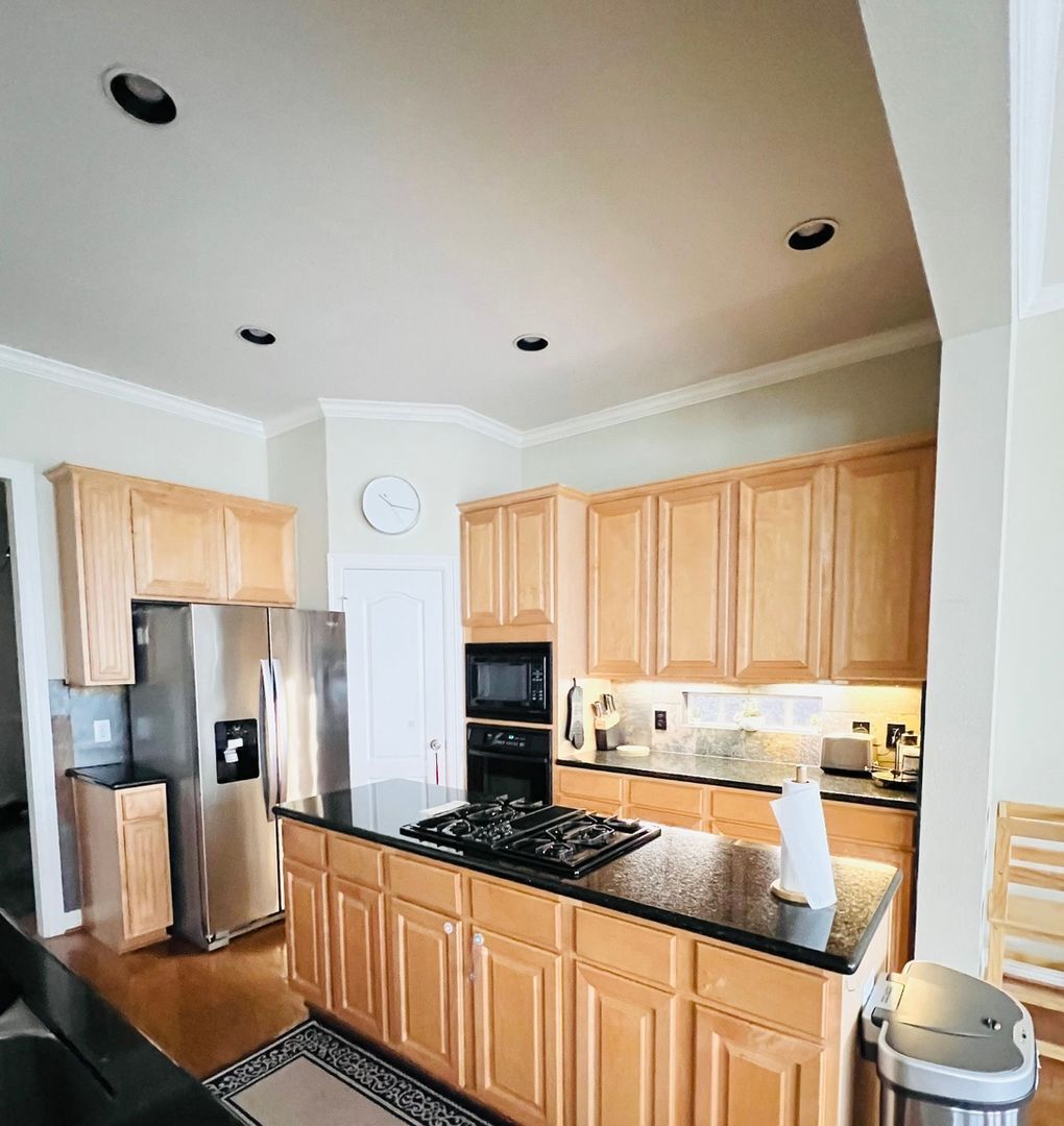 Building Photo - 5457 Fairdale Ln
