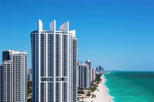 Building Photo - 18101 Collins Ave