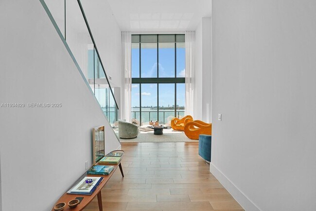 Building Photo - 788 NE 23rd St