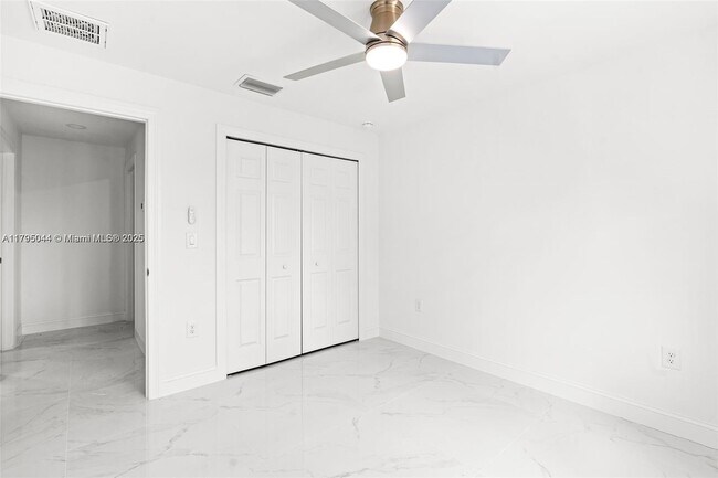 Building Photo - 1061 Butler St E