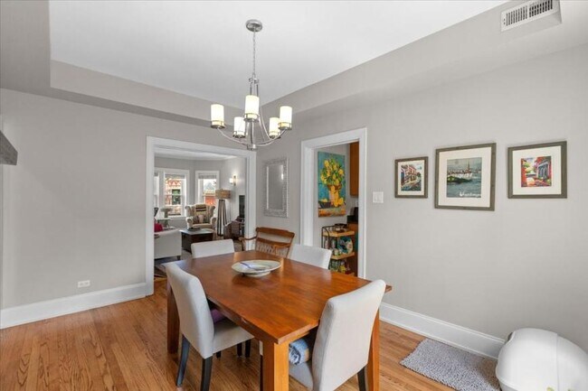 Building Photo - 1 bedroom in Chicago IL 60640