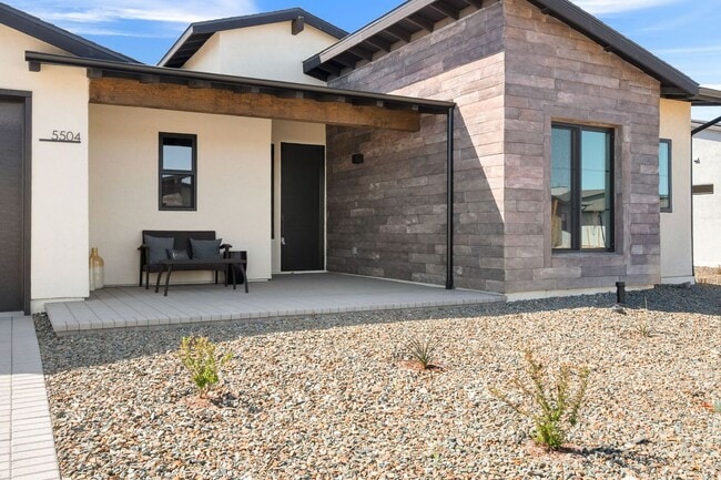 Building Photo - 5504 E Edgar Wy