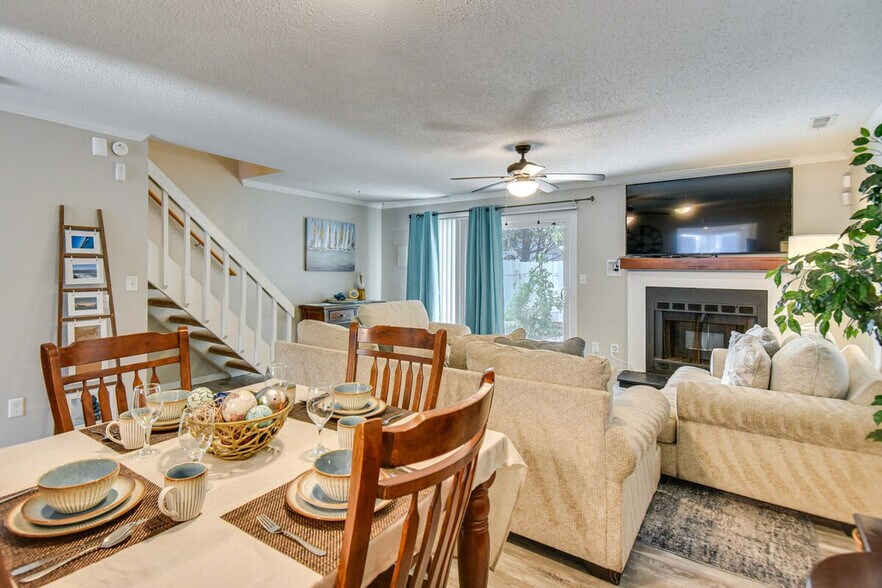 Building Photo - 3494 Smokey Chamber Dr