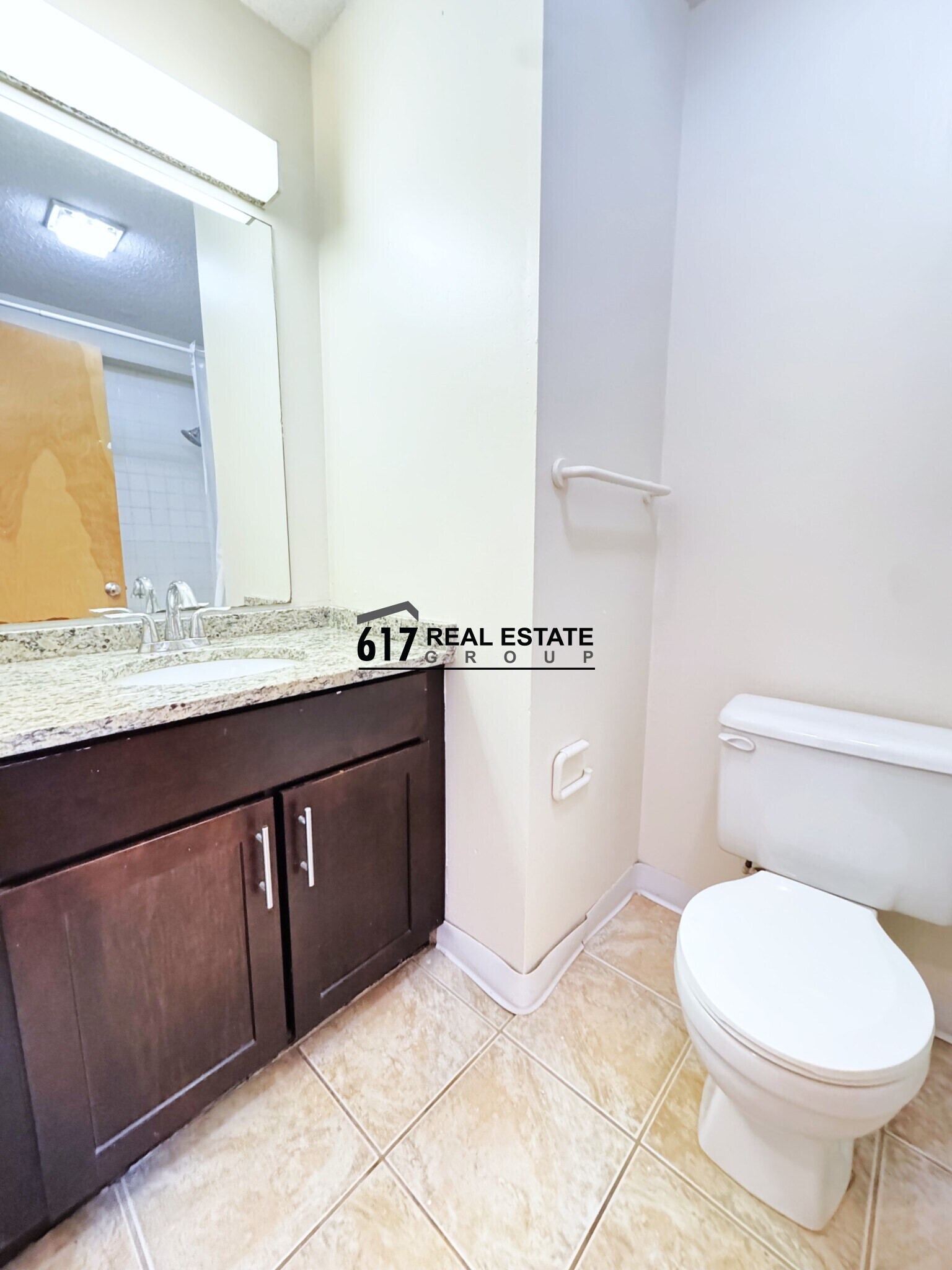 Building Photo - 150 N Beacon St