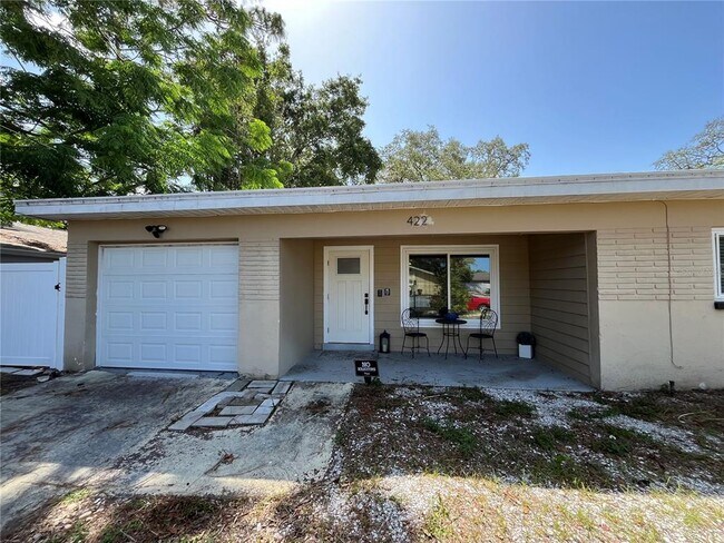 Building Photo - 422 Crosswinds Dr