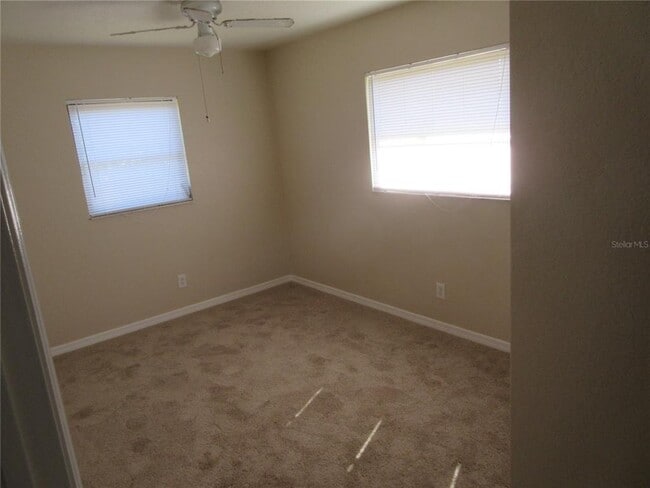 Building Photo - 979 Roseway Terrace NW