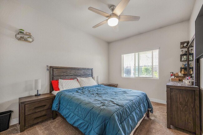 Building Photo - Newly Built Lennar Home in Northwest Fresno