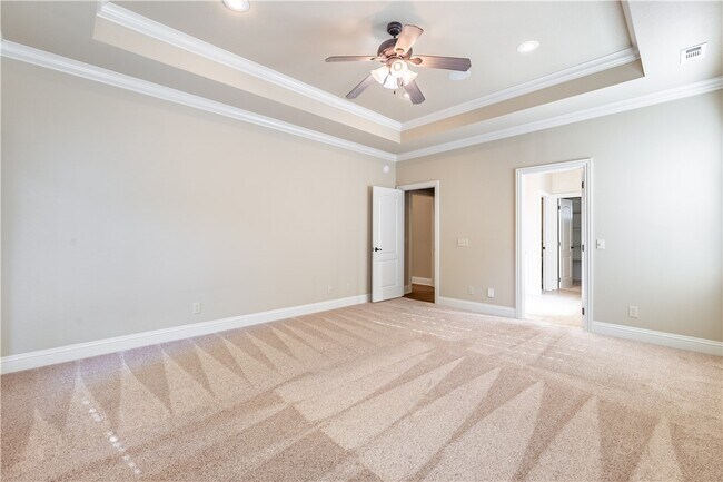 Building Photo - 4103 SE 3rd St