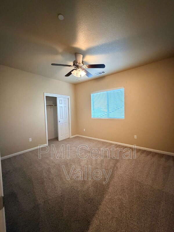 Building Photo - 584 Granada Court
